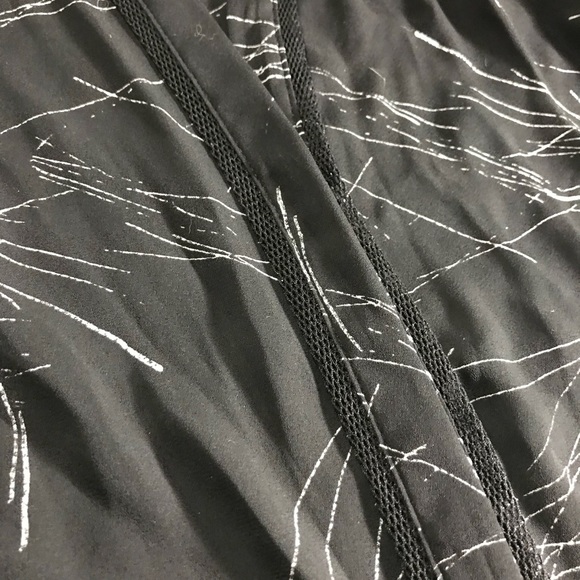 Simply Vera Wang Top Size Large - Picture 4 of 6